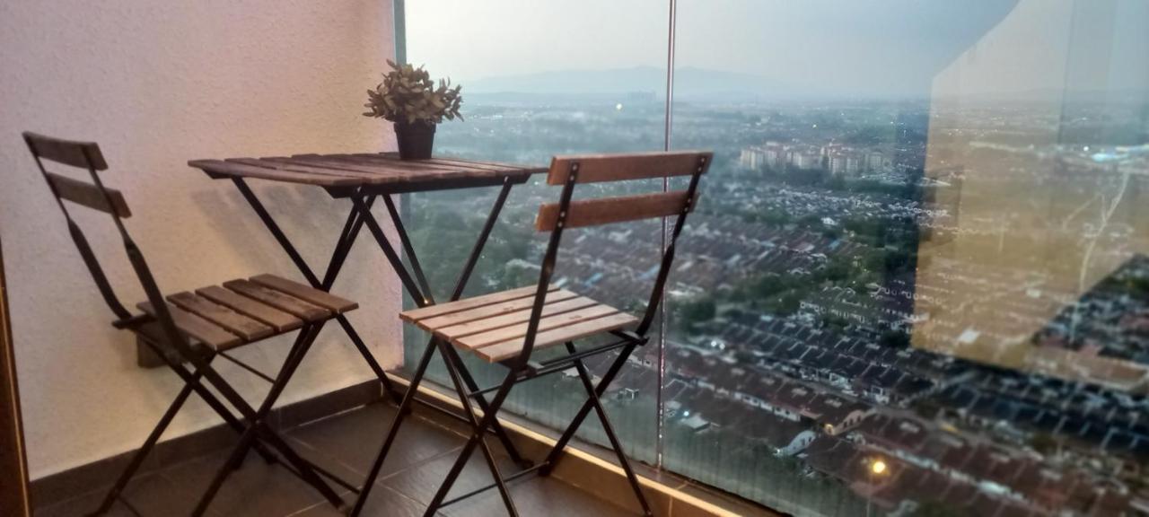 Luxe Suites At Skyloft Τζόχορ Μπάχρου Εξωτερικό φωτογραφία