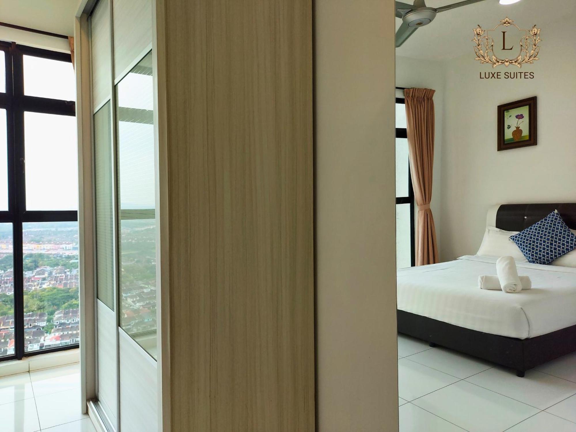 Luxe Suites At Skyloft Τζόχορ Μπάχρου Εξωτερικό φωτογραφία